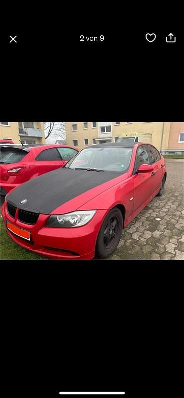Rot Gebraucht 2005 BMW 320 Limousine | 1.400 € (Superpreis) - Bild 1/4