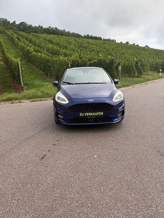 Blau Gebraucht 2017 Ford Fiesta ST-Line Kleinwagen | 9.599 € (Fairer Preis) - Bild 1/4