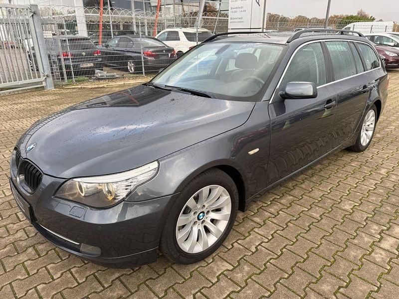 Grau Gebraucht 2008 BMW 525 Advantage Kombi | 5.450 € (Fairer Preis) - Bild 1/4