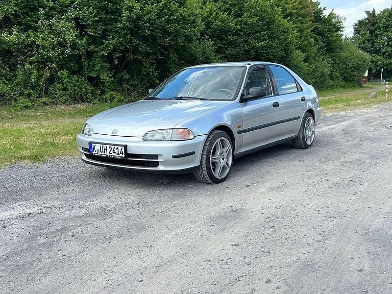 Silber Gebraucht 1992 Honda Civic Limousine | 3.550 € - Bild 1/4