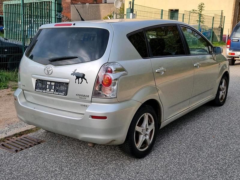 Gebraucht Toyota Corolla Verso 177 PS (130 kW) 2005 Gold Van / Kleinbus