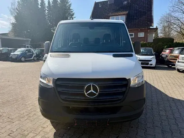Używany Mercedes Sprinter 170 KM (125 kW) 2021 Biały Van
