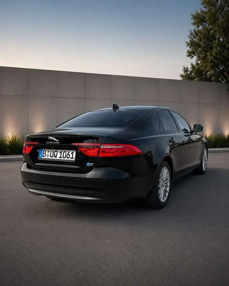 Gebraucht Jaguar XF Portfolio 163 PS (119 kW) 2018 Limousine