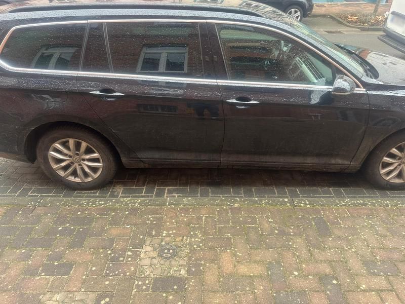 Gebraucht VW Passat 150 PS (110 kW) 2015 Schwarz Limousine