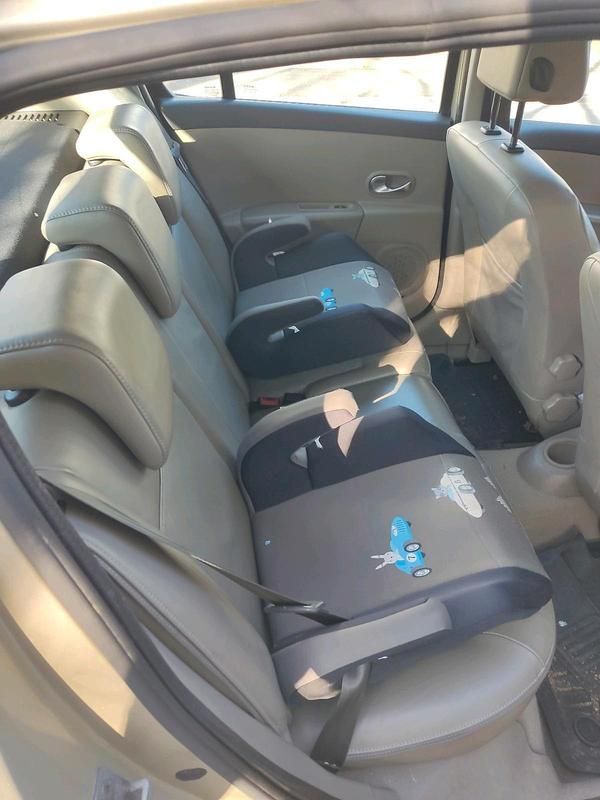 Gebraucht Renault Clio II 116 PS (85 kW) 2006 Gold Kleinwagen