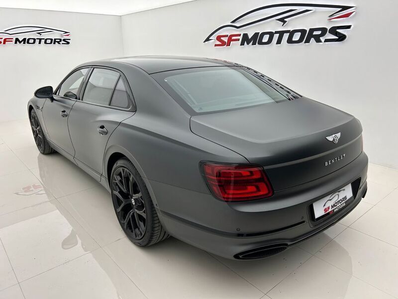 Gebraucht Bentley Flying Spur 635 PS (467 kW) 2023 Schwarz Limousine