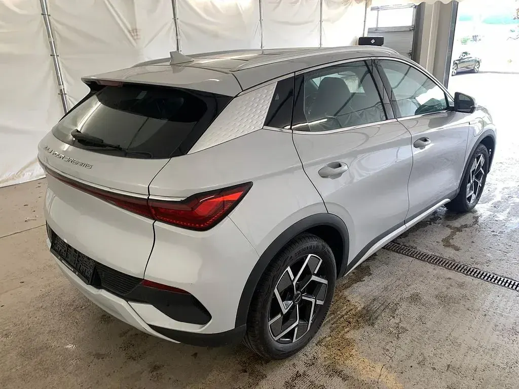 Gebraucht BYD Atto 3 Design 150 kW (204 PS) 2023 Skiing white SUV