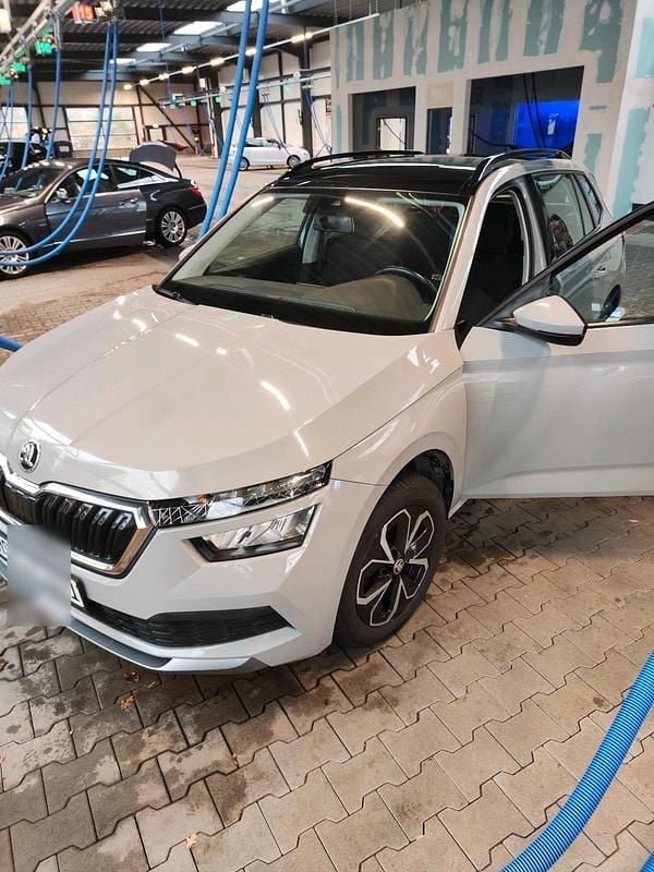 Grau Gebraucht 2020 Skoda Kamiq SUV | 11.000 € (Superpreis) - Bild 1/4