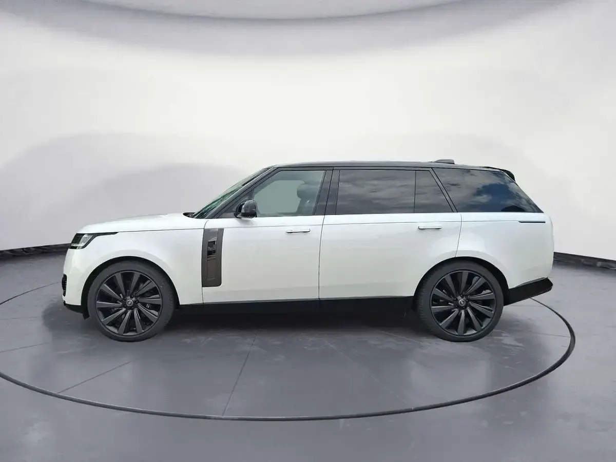 Gebraucht Land Rover Range Rover 615 PS (452 kW) 2024 Weiß SUV