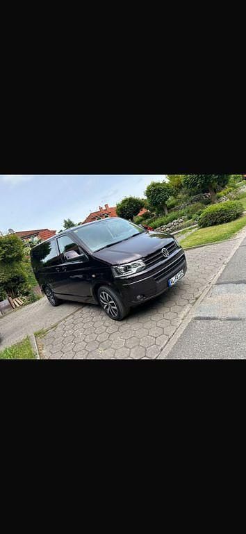Second-hand VW T5 179 CP (131 kW) 2014 Negru Van