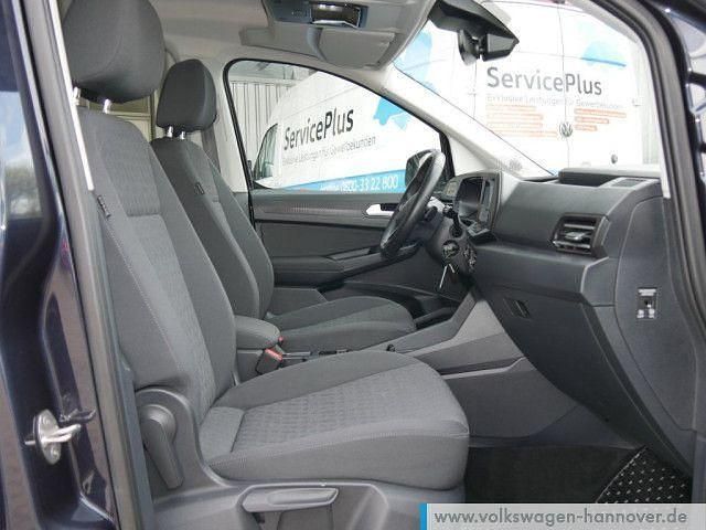 Gebraucht VW Caddy Life 114 PS (83 kW) 2022 Starlight blue metallic Van / Kleinbus