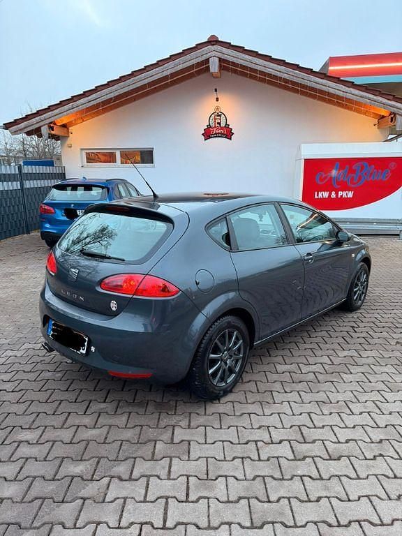 Gebraucht Seat Leon Stylance 140 PS (102 kW) 2008 Grau Kleinwagen