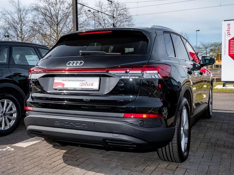 Gebraucht Audi Q4 e-tron Comfort 210 kW (286 PS) 2024 Mythosschwarz metallic SUV