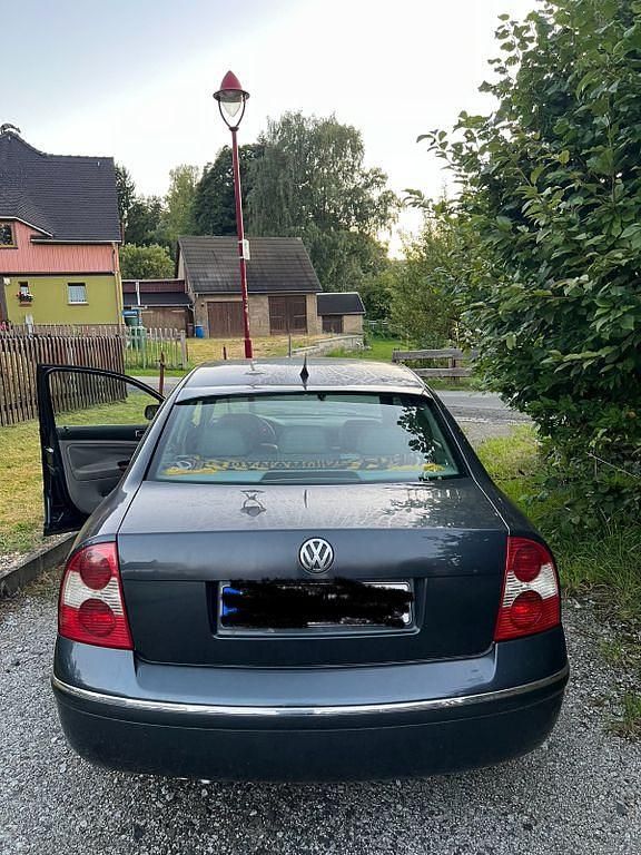 Gebraucht VW Passat 150 PS (110 kW) 2001 Schwarz Limousine