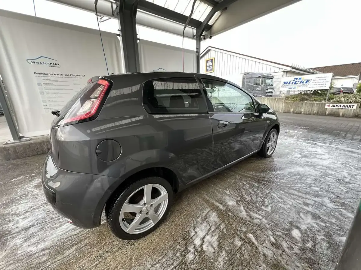 Gebraucht Fiat Punto Evo Dynamic 69 PS (50 kW) 2011 Kleinwagen