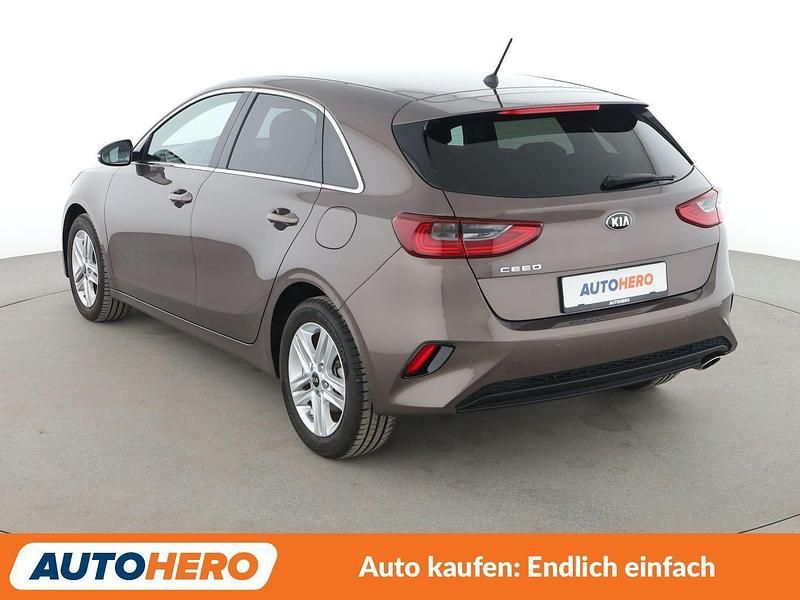 Gebraucht Kia Ceed Active 120 PS (88 kW) 2019 Braun Kleinwagen
