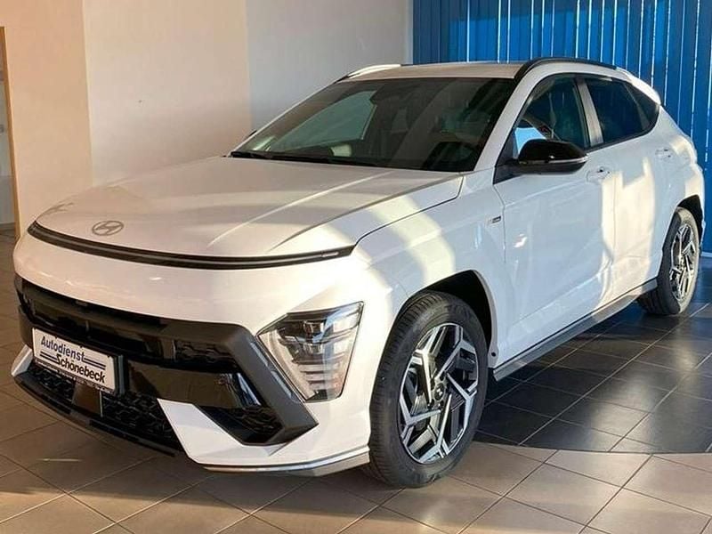 Gebraucht Hyundai Kona N Line 120 PS (88 kW) 2024 Atlas white SUV