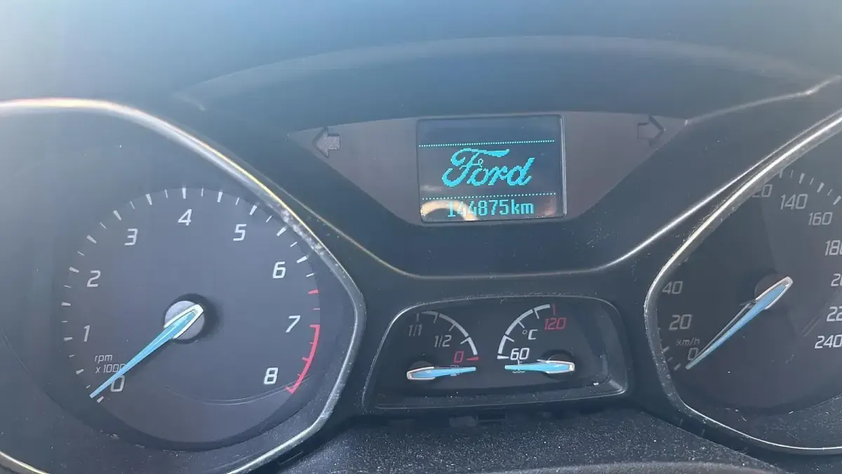 Begagnad Ford Focus 101 HK (74 kW) 2014 Svart Sedan