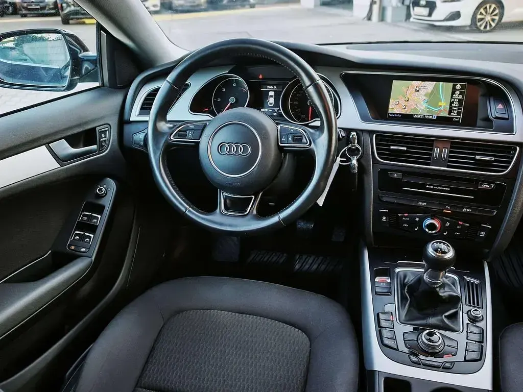 Gebraucht Audi A5 Performance 150 PS (110 kW) 2015 Blau Coupé