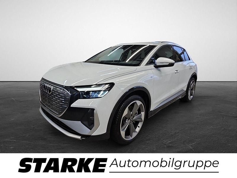 Weiß (gletscherweiß metallic) Neu 2025 Audi Q4 e-tron S-Line SUV | 53.790 € (Superpreis) - Bild 1/4