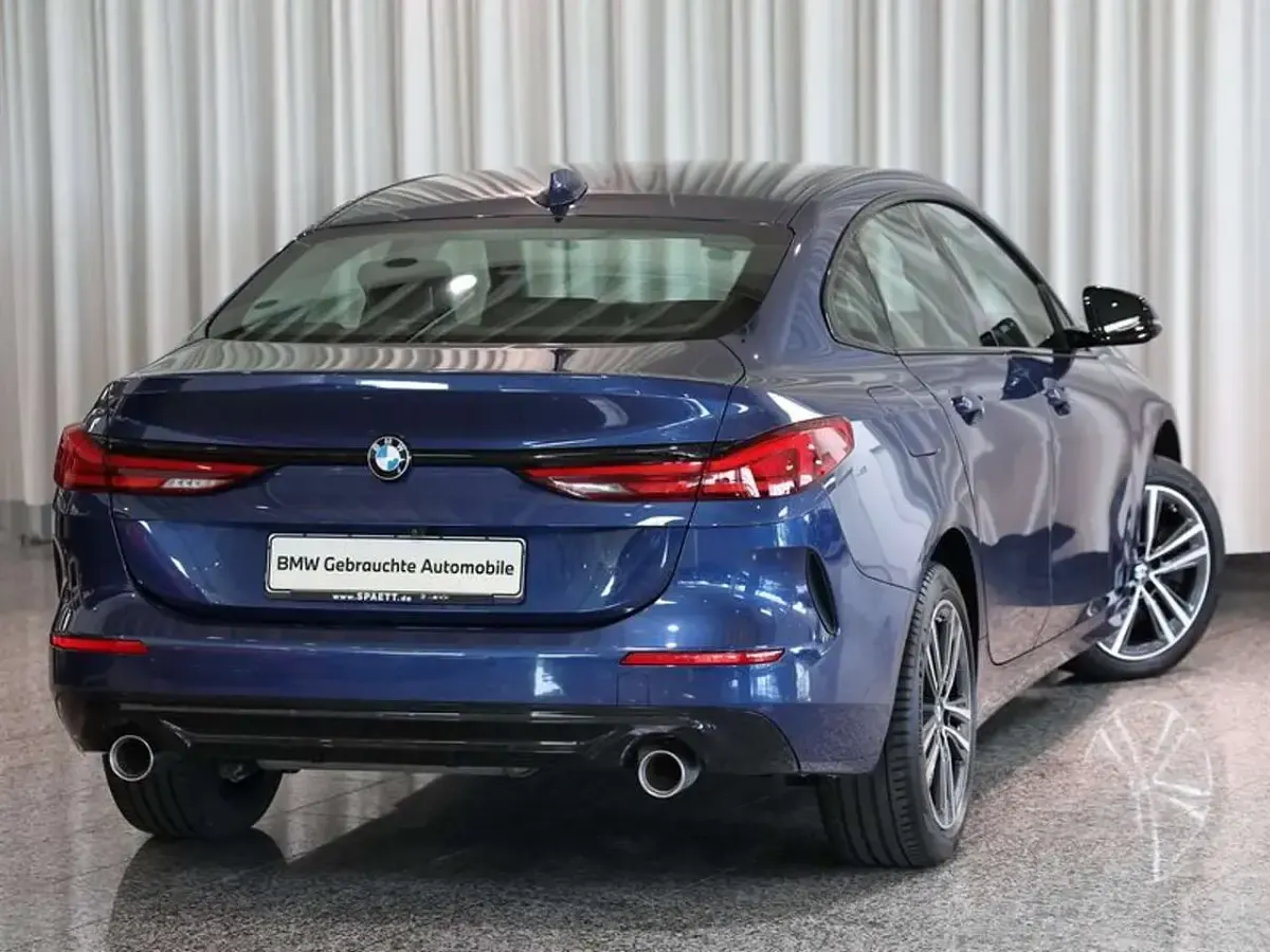 Gebraucht BMW 220 Gran Coupé Sport Line 190 PS (139 kW) 2023 Phytonicblau Coupé