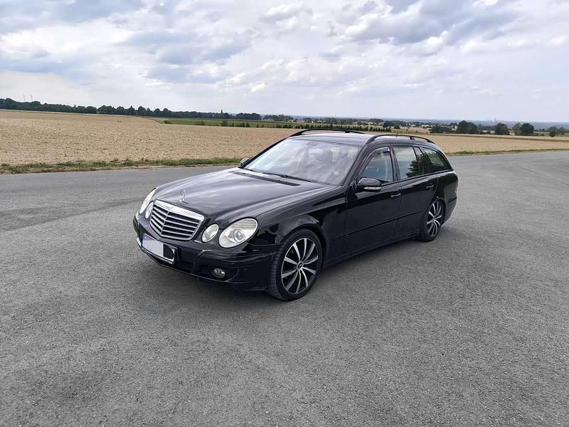 Gebraucht 2009 Mercedes E220 Avantgarde Kombi | 6.500 € (Fairer Preis) - Bild 1/4