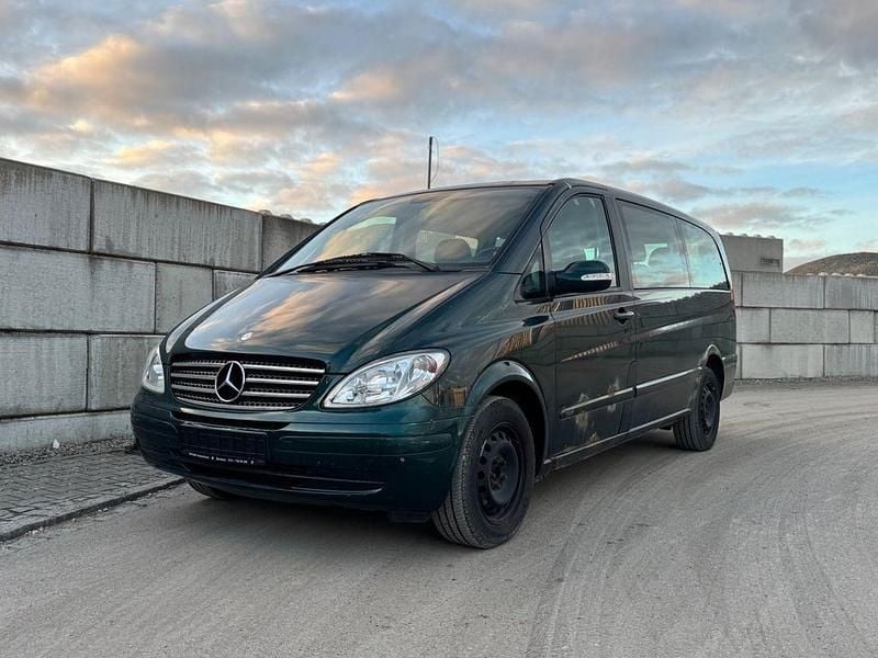 Gebraucht Mercedes Viano 150 PS (110 kW) 2004 Grün Van / Kleinbus