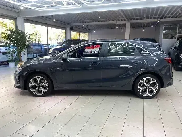 Gebraucht Kia Ceed 136 PS (100 kW) 2021 Andere Kleinwagen