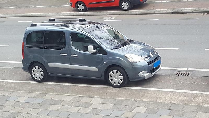 Gebraucht Citroën Berlingo 120 PS (88 kW) 2011 Grau Van / Kleinbus