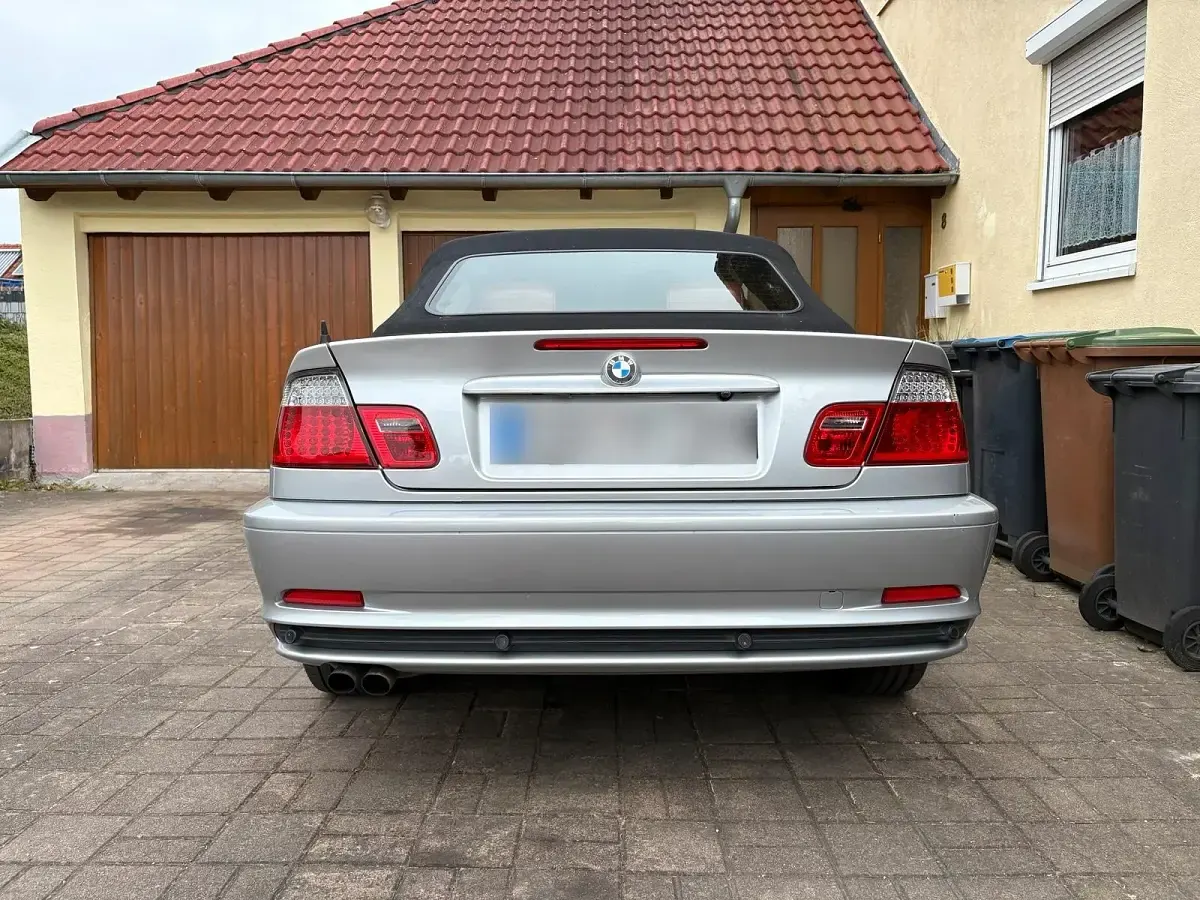 Gebraucht BMW 320 170 PS (125 kW) 2002 Silber Cabrio