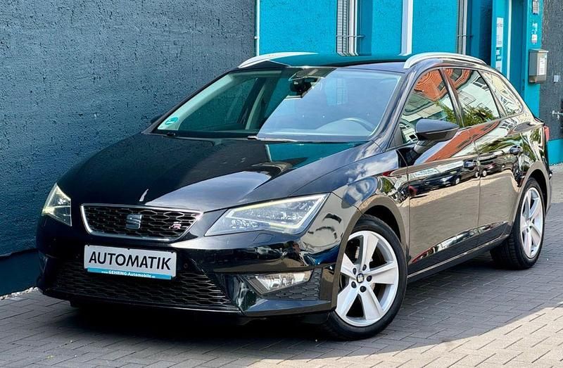 Schwarz Gebraucht 2016 Seat Leon ST FR Kombi | 15.490 € (Fairer Preis) - Bild 1/4