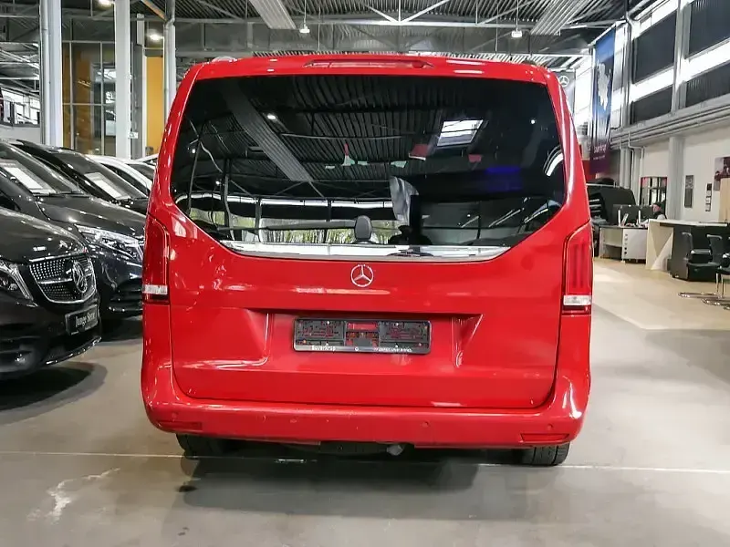 Gebraucht Mercedes V250 Edition 190 PS (139 kW) 2017 Rot Van / Kleinbus