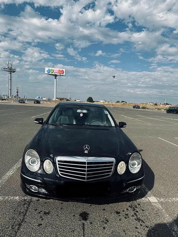Gebraucht Mercedes E280 2008 Schwarz Limousine