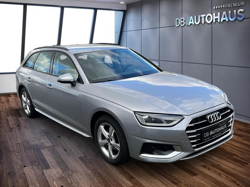 Second-hand Audi A4 Advanced Plus 163 CP (119 kW) 2024 Argintiu Break