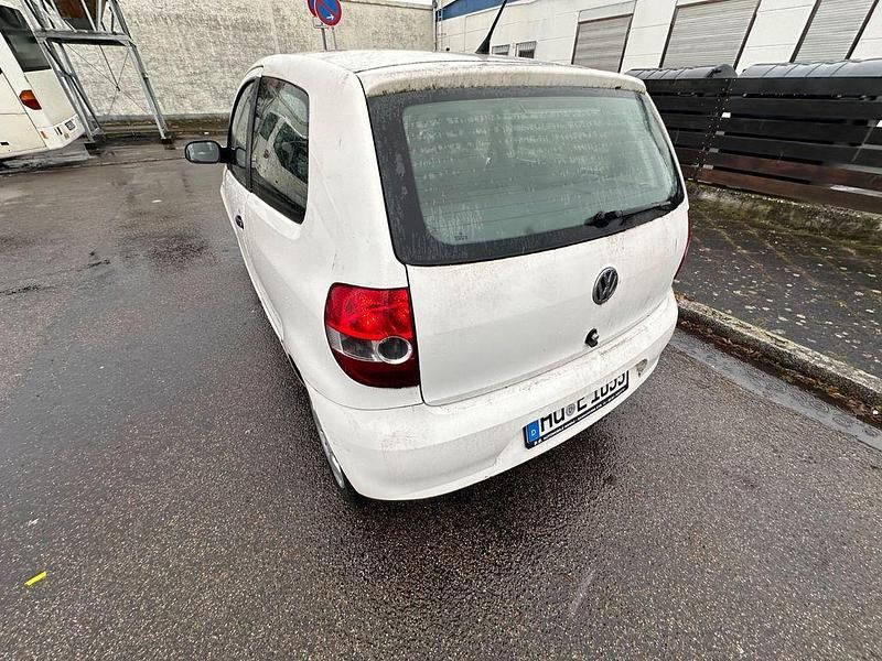 Gebraucht VW Fox Refresh 54 PS (39 kW) 2009 Weiß Kleinwagen