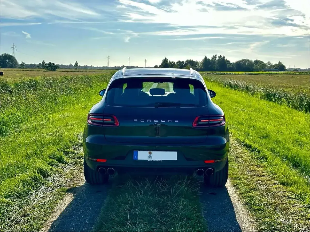 Gebraucht Porsche Macan S Diesel 258 PS (189 kW) 2014 Schwarz SUV