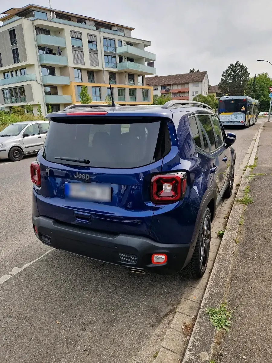 Gebraucht Jeep Renegade 150 PS (110 kW) 2021 Blau SUV