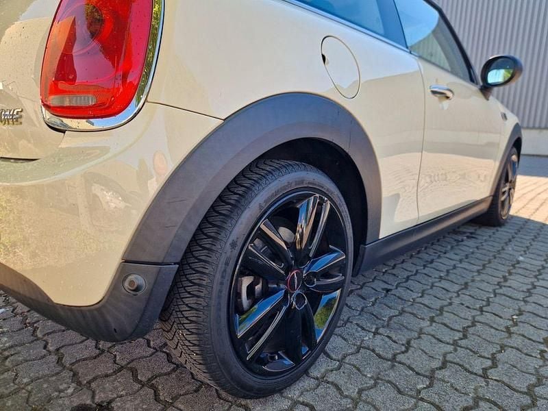 Gebraucht Mini ONE 75 PS (55 kW) 2016 Weiß Kleinwagen