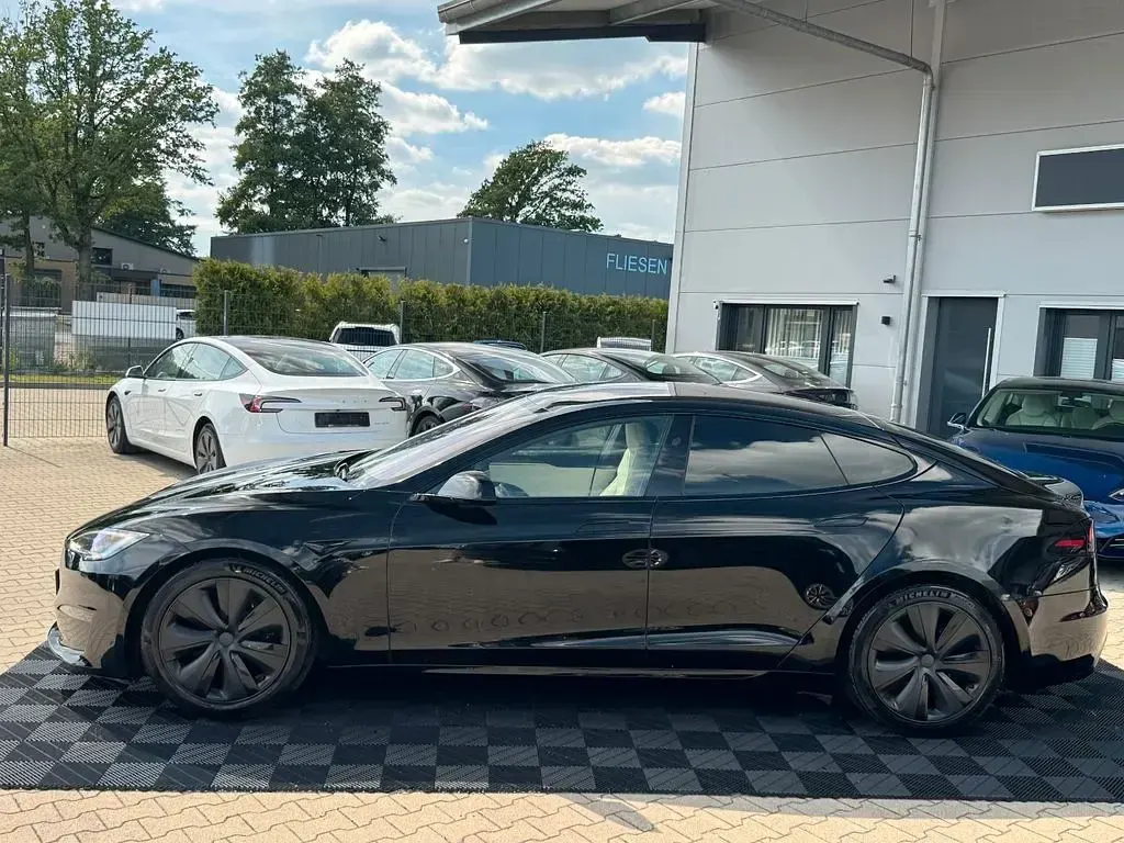 Gebraucht Tesla Model S 492 kW (670 PS) 2023 Schwarz Kleinwagen