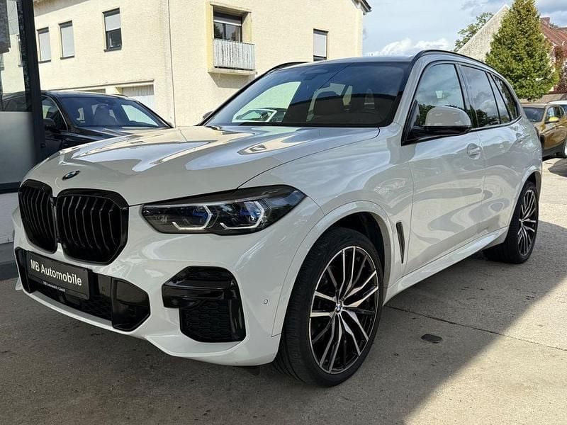 Weiß Gebraucht 2022 BMW X5 M Sport SUV | 62.900 € (Fairer Preis) - Bild 1/4
