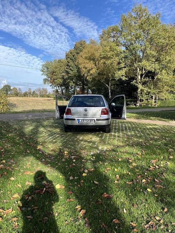 Gebraucht VW Golf IV 105 PS (77 kW) 2002 Limousine