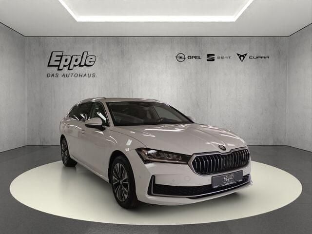 Second-hand Skoda Superb Selection 193 CP (141 kW) 2024 Alb Break