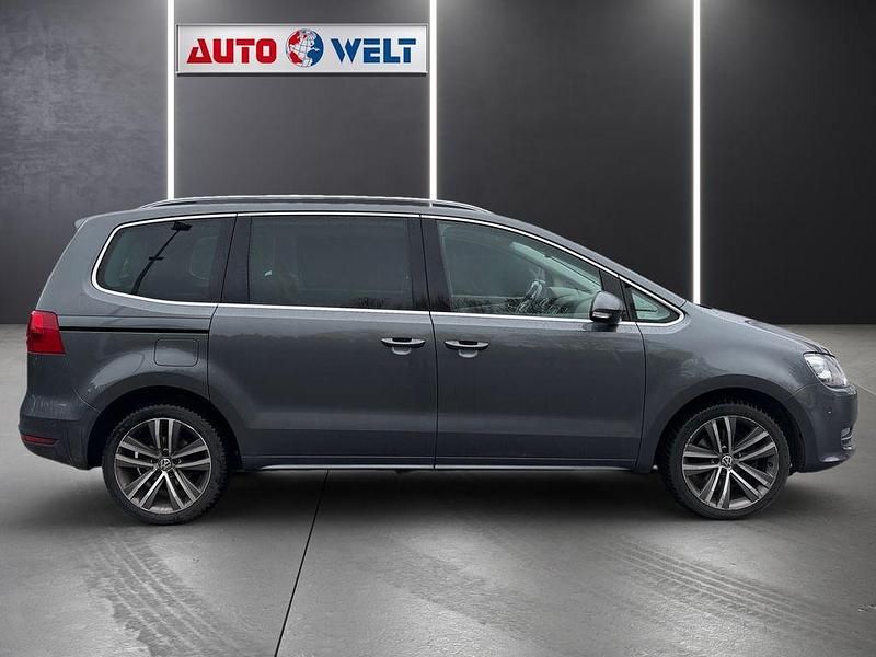 Gebraucht VW Sharan Highline 200 PS (147 kW) 2014 Grau Van / Kleinbus