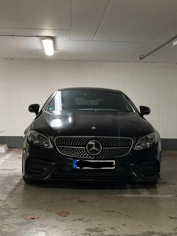 Gebraucht Mercedes E400 Night 333 PS (244 kW) 2017 Schwarz Coupé