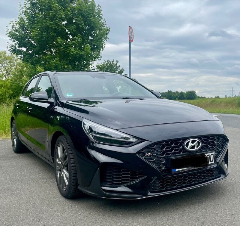 Schwarz Gebraucht 2021 Hyundai i30 N Line Limousine | 20.500 € (Fairer Preis) - Bild 1/4
