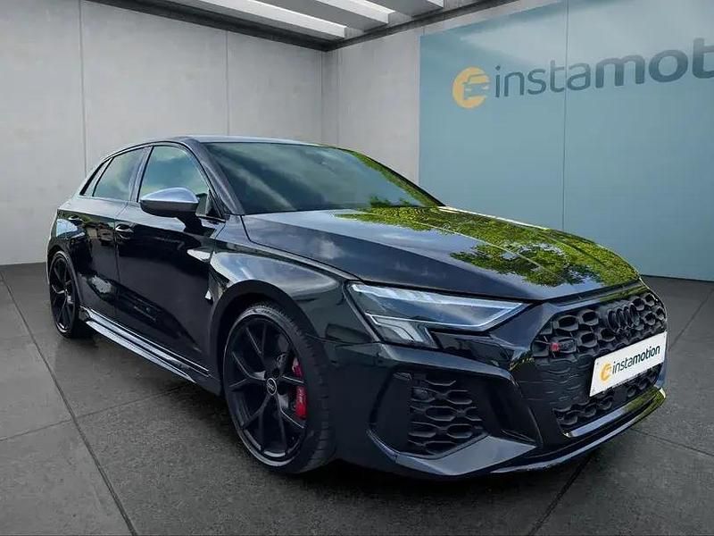Gebraucht Audi RS3 400 PS (294 kW) 2023 Schwarz Limousine
