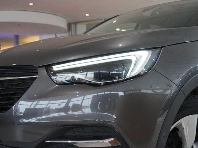 Gebraucht Opel Grandland X Dynamic 125 PS (91 kW) 2018 Mondstein grau metallic SUV