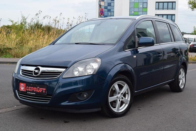 Blau Gebraucht 2011 Opel Zafira Design Edition Van / Kleinbus | 2.900 € (Etwas zu teuer) - Bild 1/4