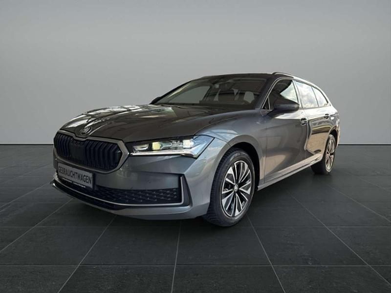 Gebraucht Skoda Superb SE L 150 PS (110 kW) 2024 Graphitegrau metallic Kombi