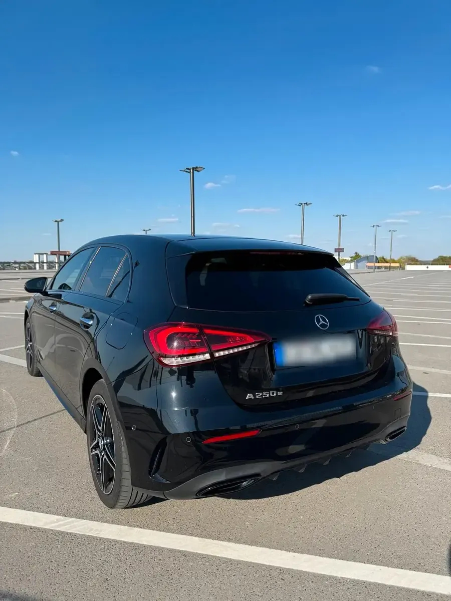 Gebraucht Mercedes A250 AMG line 218 PS (160 kW) 2020 Schwarz Kleinwagen